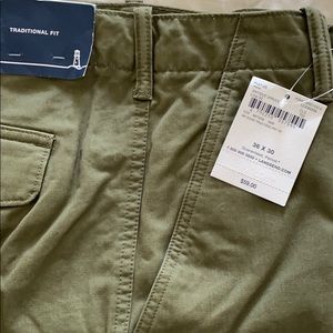 Lands End Men’s 36X30 green pants